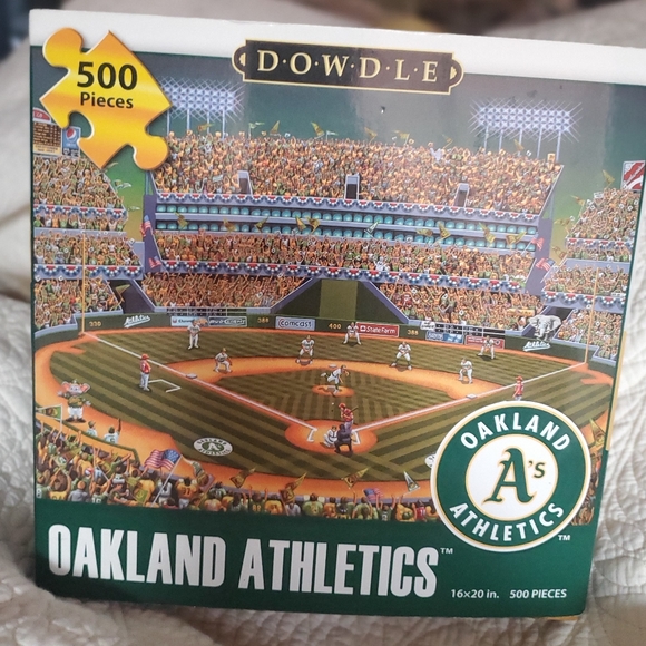 DOWDLE Toys Dowdle Oakland Athletics As 50 Piece Puzzle 6x20